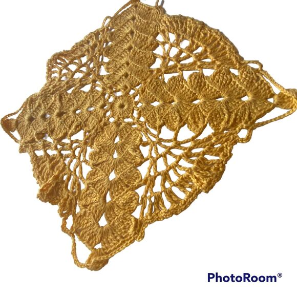 Hand Stitched Crochet Doily Gold Colored Centerpiece Squared Scalloped 7.5 in - Picture 3 of 7